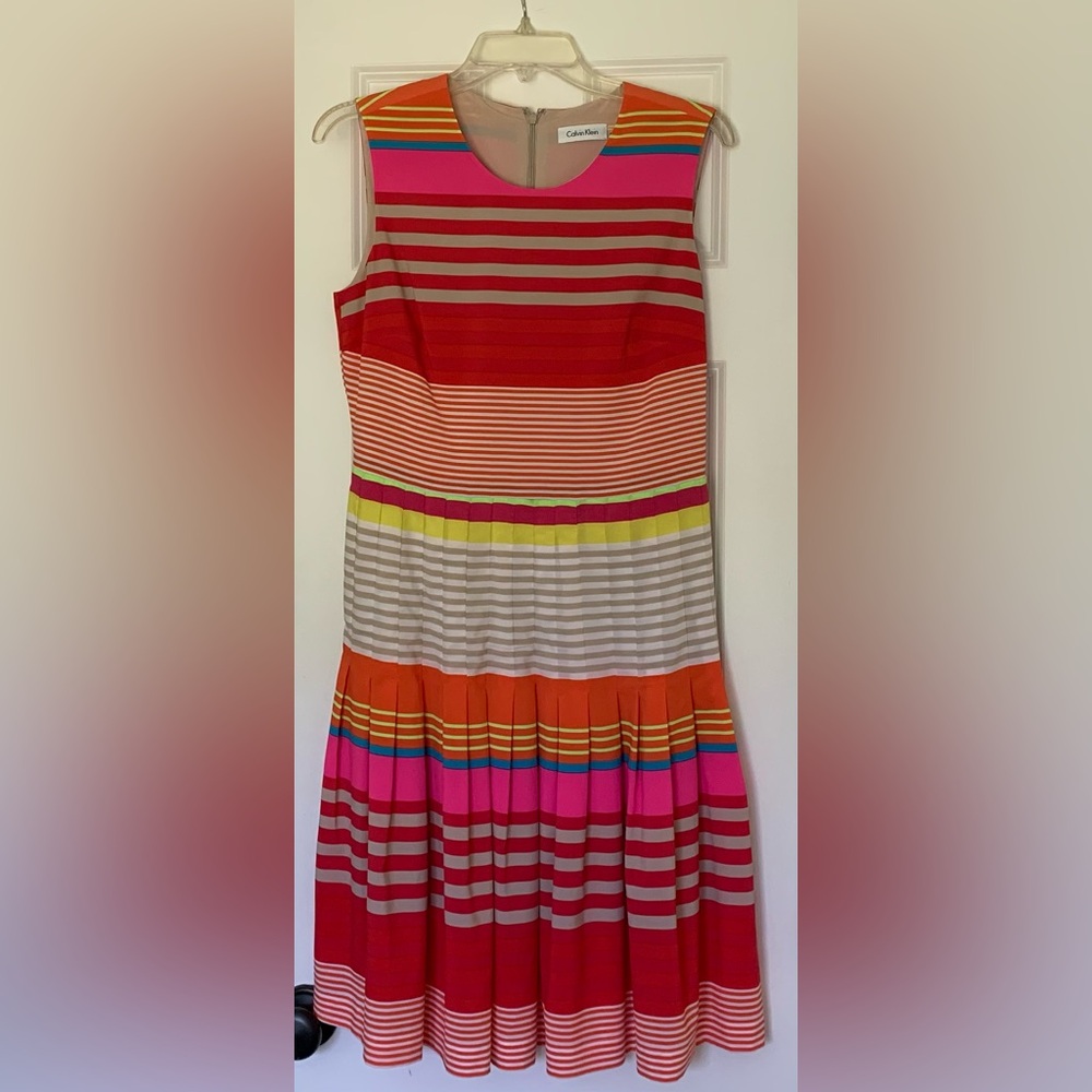 Calvin Klein Dress 6 Sleeveless Colorful Stripes Round Collar Pink Yellow Orange